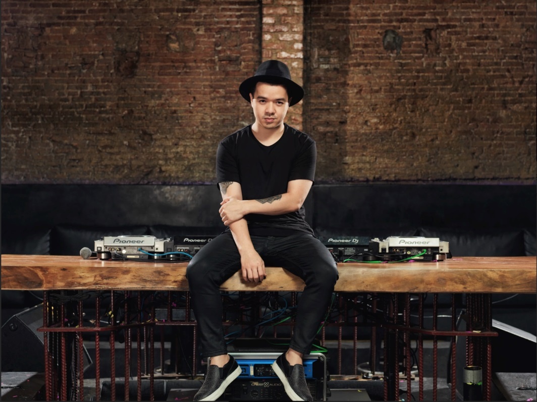 1900 Le Théâtre ảnh 3 1900 Le Theatre anh 3