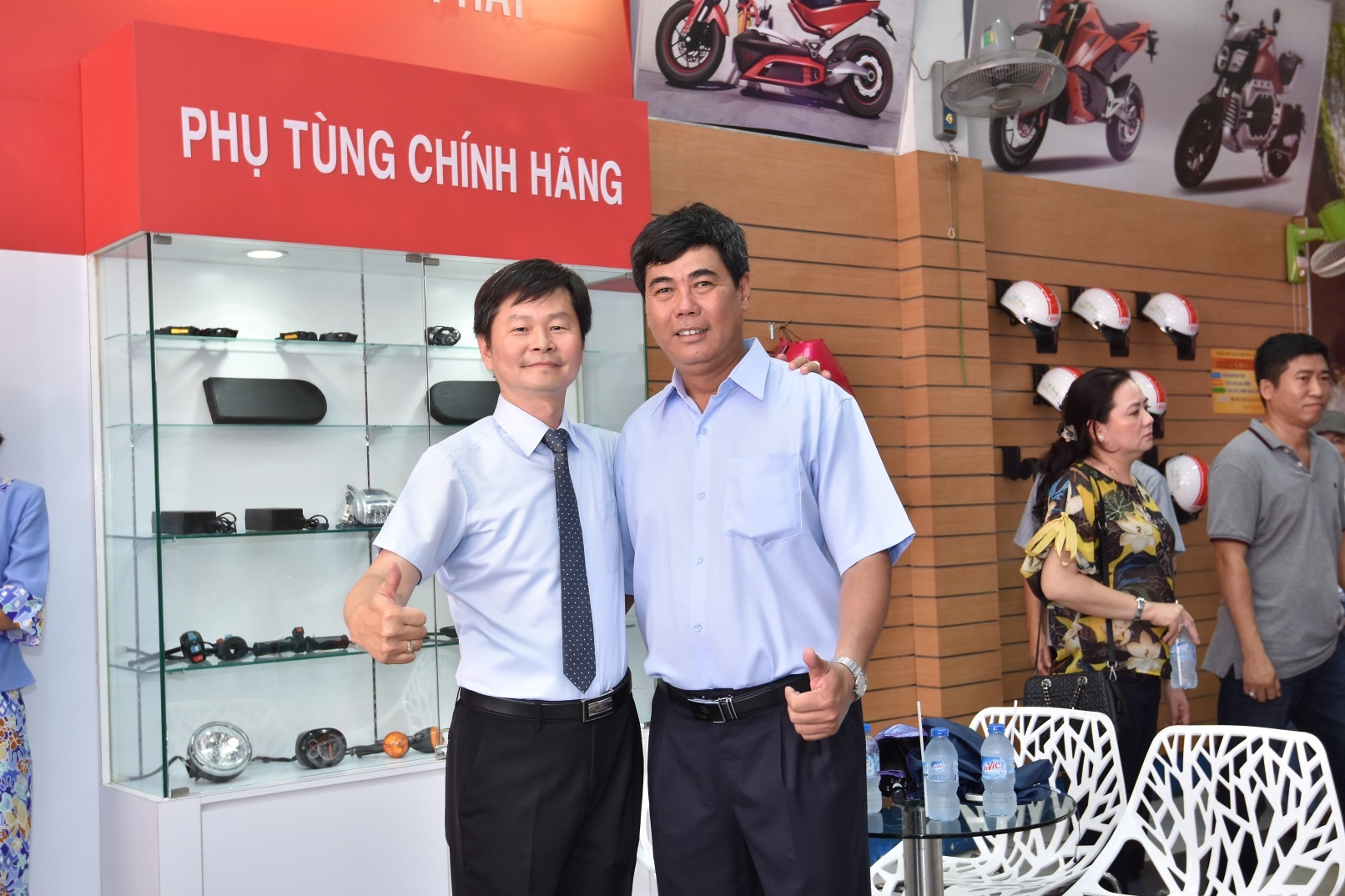 xe điện Hola ảnh 4 xe dien Hola anh 4