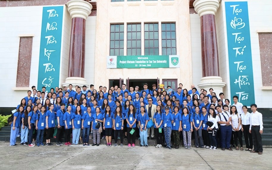 Đại học Tân Tạo ảnh 1 Dai hoc Tan Tao anh 1