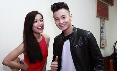 Ngo Kien Huy, Hoang Thuy Linh ru nhau choi the thao ngay he hinh anh