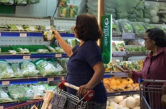 San pham organic hut khach tai he thong sieu thi Co.opmart hinh anh