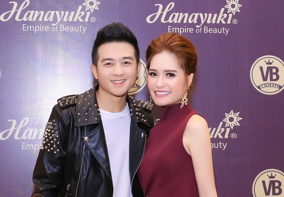 Dinh Ung Phi Truong hoi ngo Ha My, Di Bang tai su kien hinh anh