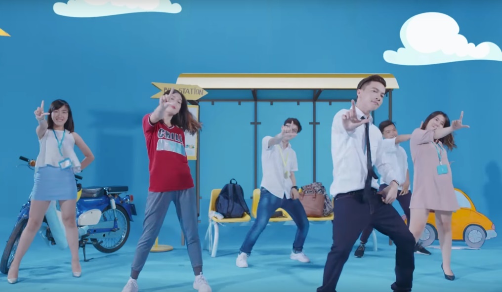 S.T tung MV Monday is funday anh 5