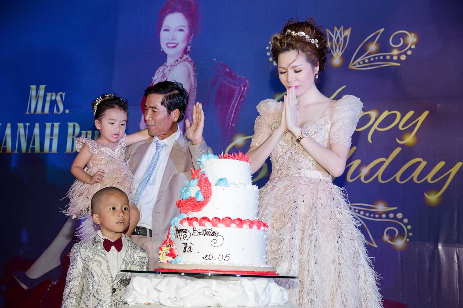 Cong ty Long Hoang anh 4