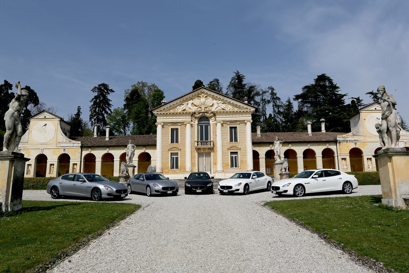 xe oto Maserati anh 6