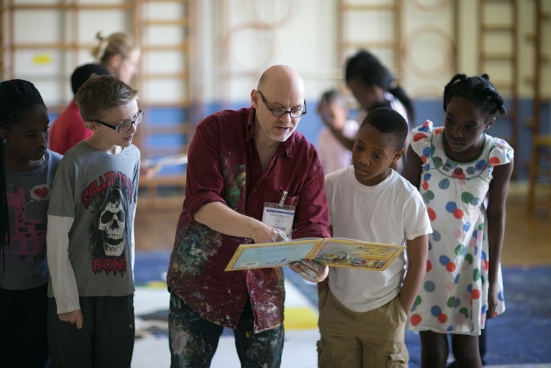 trung tam Apollo English anh 2