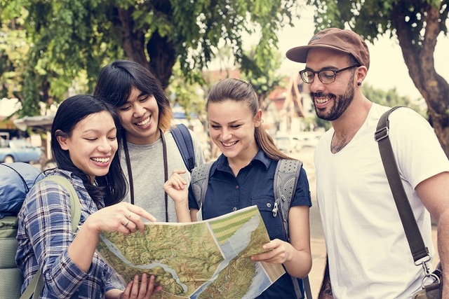 4 viec lam them hap dan cho sinh vien trong dip he hinh anh