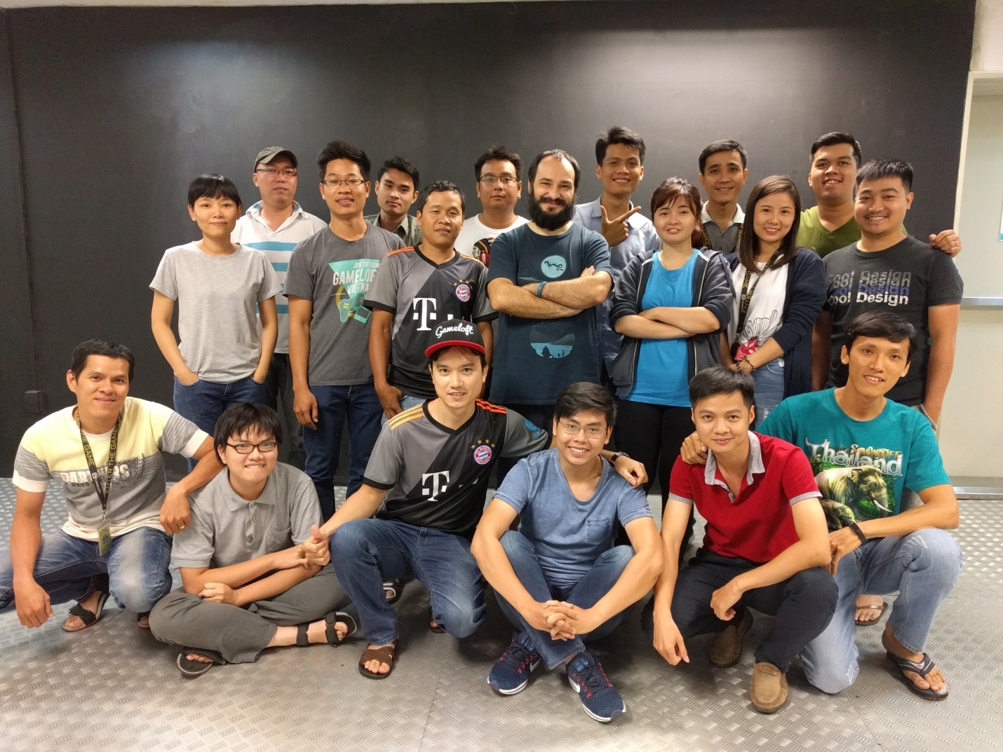 tác giả game Rắn săn mồi trên Nokia 3310 ảnh 4 tac gia game Ran san moi tren Nokia 3310 anh 4