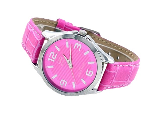 Dang Quang Watch phan phoi dong ho gia re Q&Q Citizen tai Viet Nam hinh anh