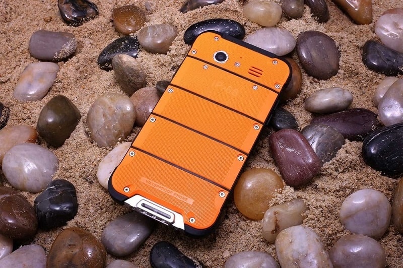 Ulefone Amor: Smartphone chong soc, chong nuoc gia mem hinh anh