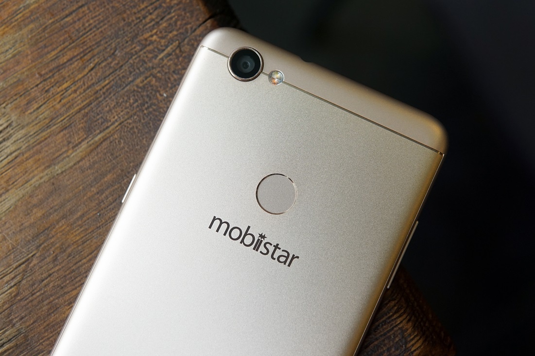 Zumbo S2 camera selfie 7 cap do sap len ke hinh anh