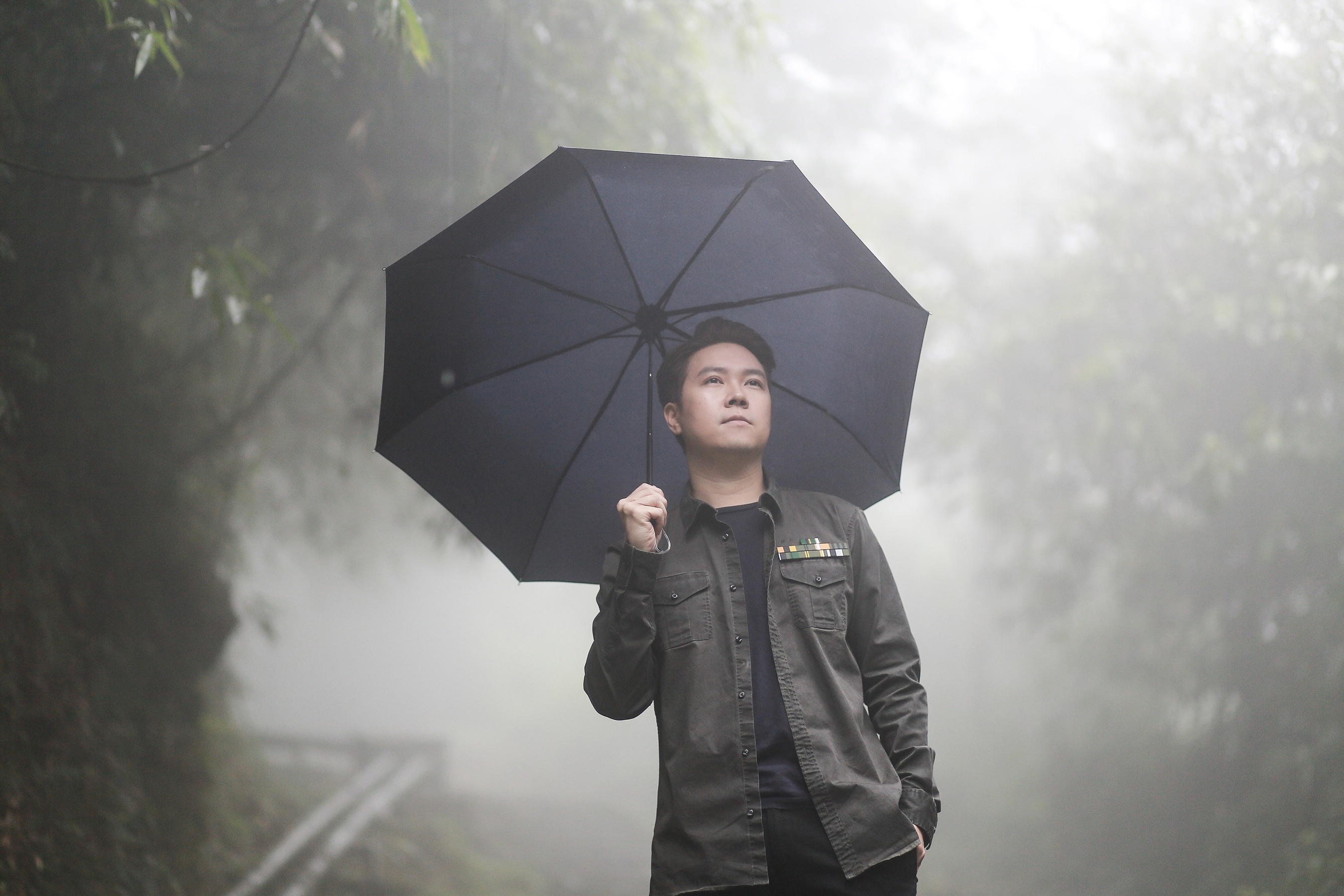 Ngay mai se khac anh 1