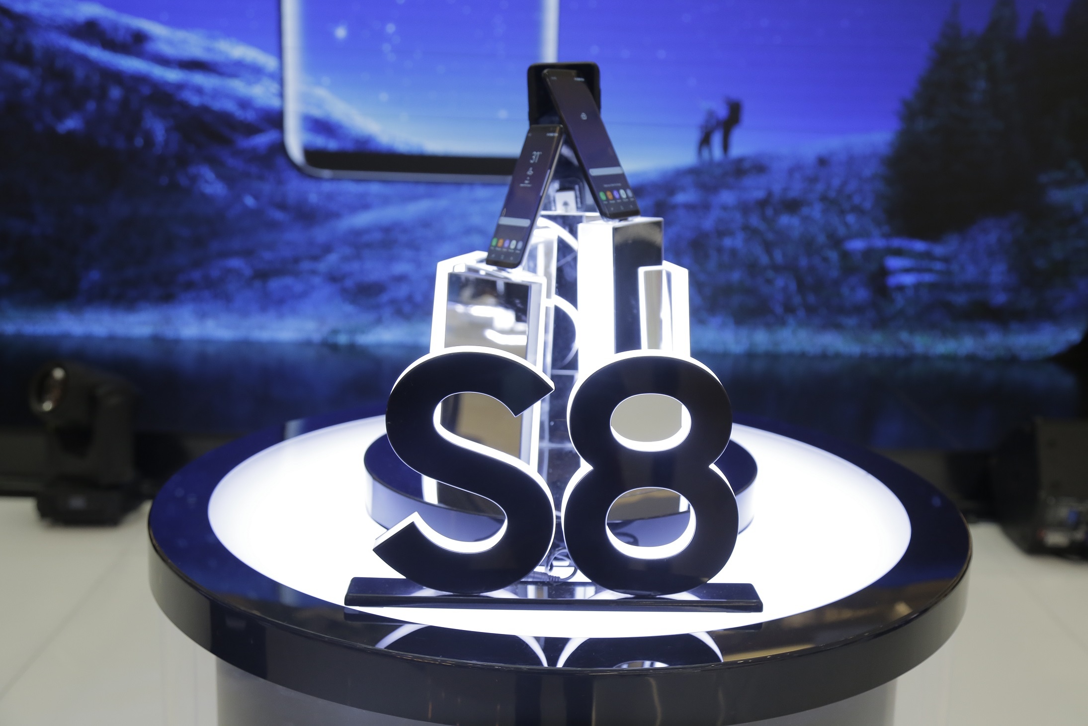 Samsung trinh dien he sinh thai Galaxy hinh anh