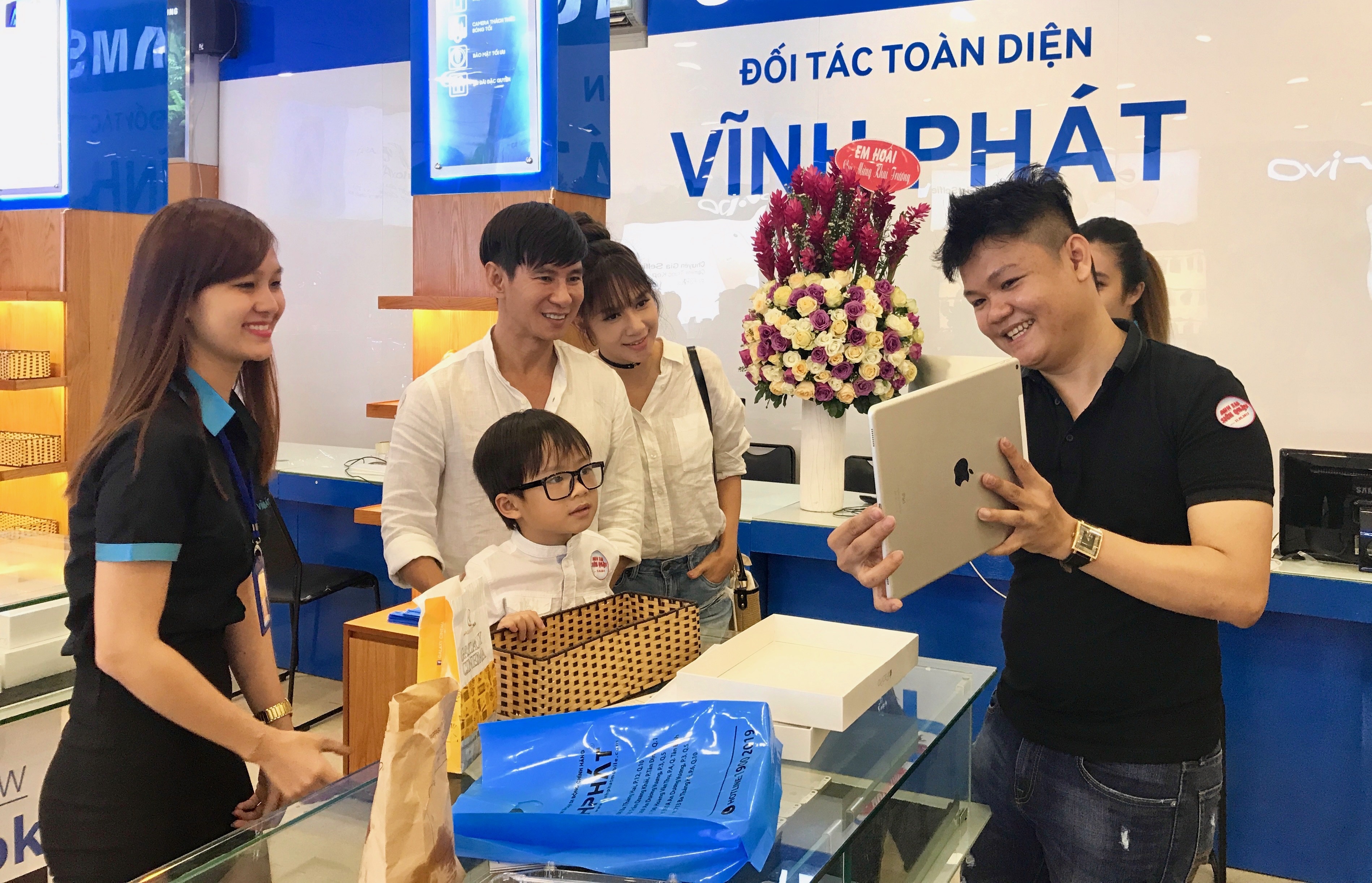Vĩnh Phát mobile ảnh 2 Vinh Phat mobile anh 2