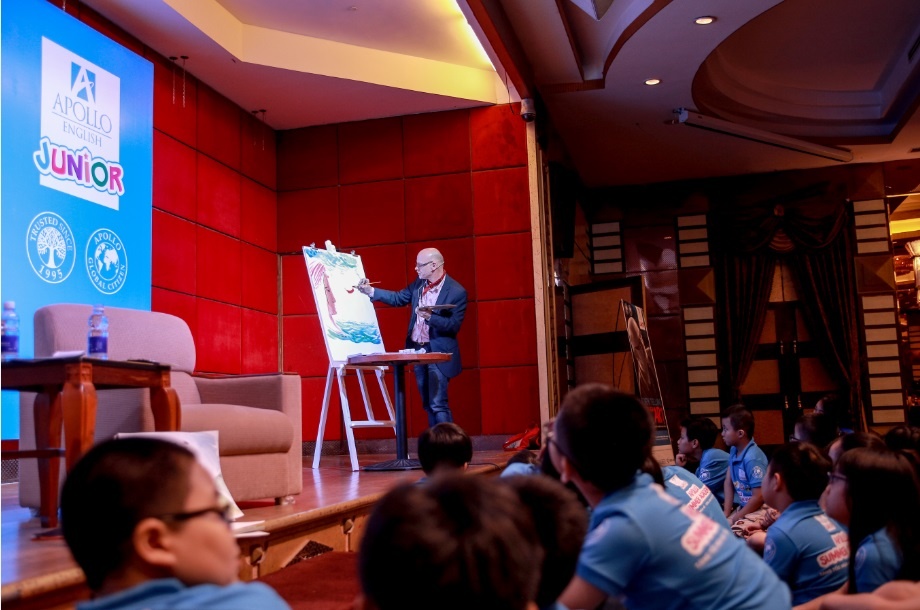 James Mayhew ảnh 4 James Mayhew anh 4