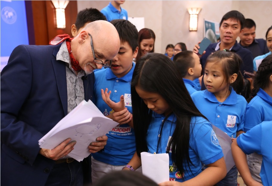 James Mayhew ảnh 5 James Mayhew anh 5