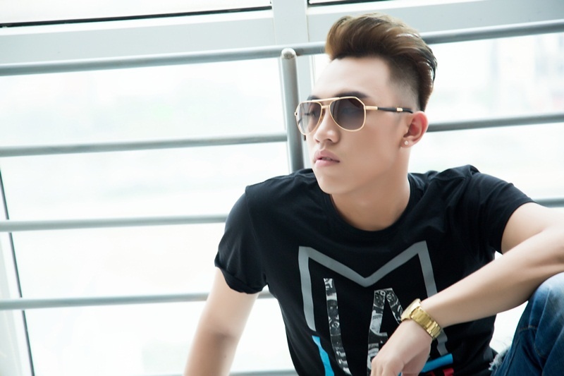 Trinh Dinh Quang ra mat MV moi ve tinh yeu tan vo hinh anh