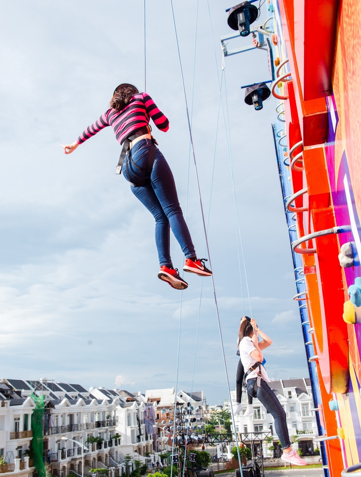 co gai bat ngo duoc cau hon anh 1