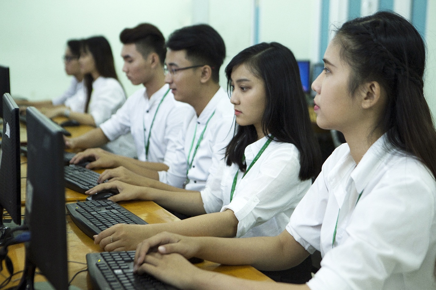 Trung cấp Vạn Tường ảnh 1 Trung cap Van Tuong anh 1