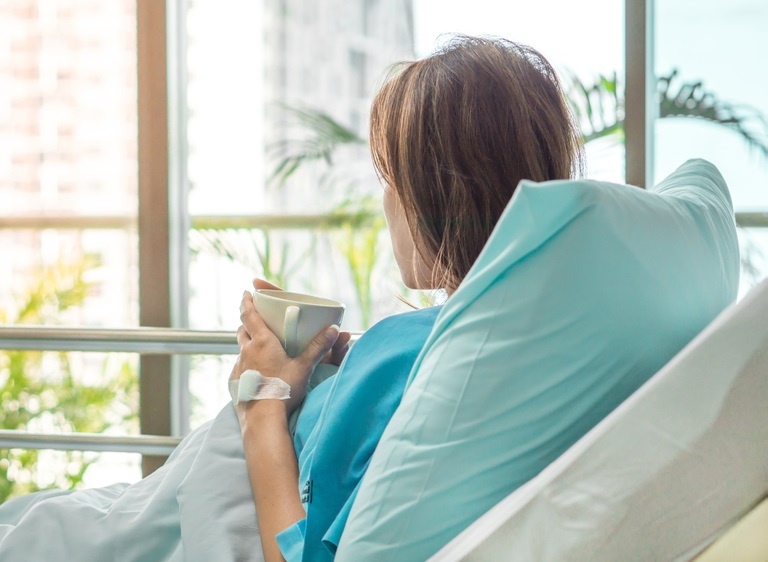 Phan biet u dong san dich voi dau bung thuong sau sinh hinh anh