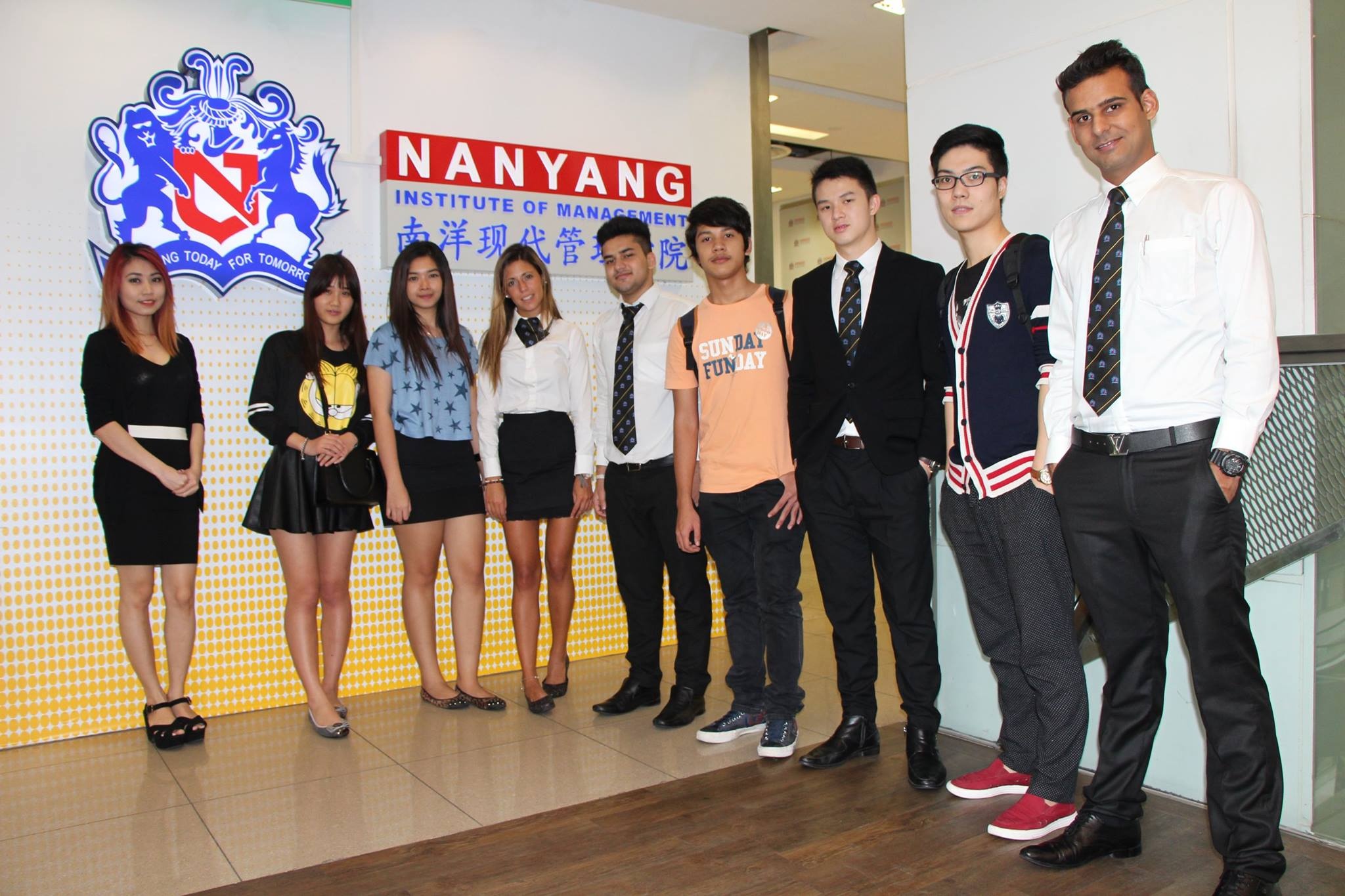 Co hoi thuc tap huong luong cung Hoc vien Nanyang, Singapore hinh anh
