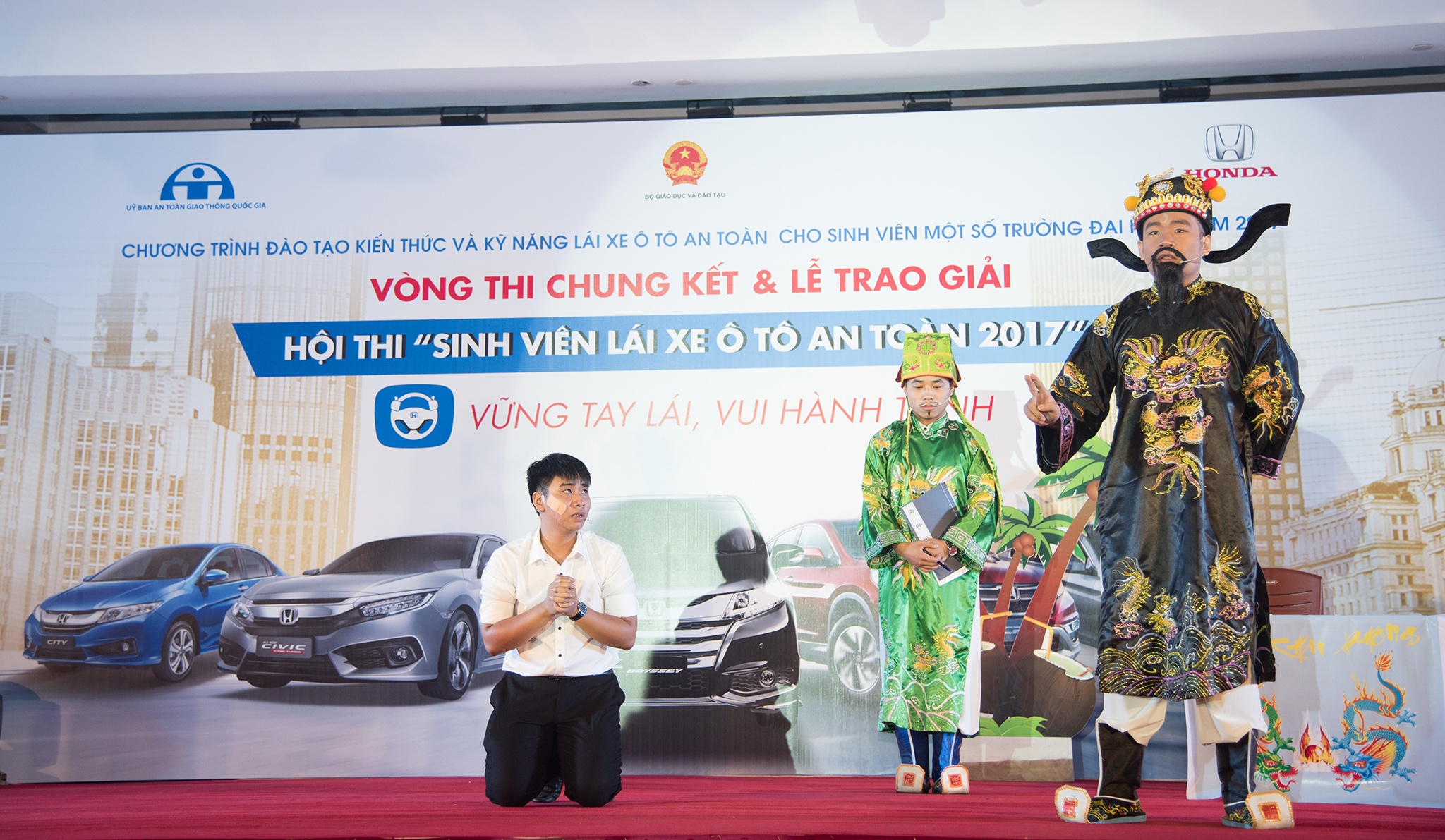 sinh viên Thái Nguyên nhận 5 chuyến đi Nhật ảnh 2 sinh vien Thai Nguyen nhan 5 chuyen di Nhat anh 2