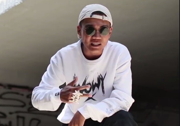 Wowy tung doan rap dap tra loi thach dau cua Mr. T hinh anh