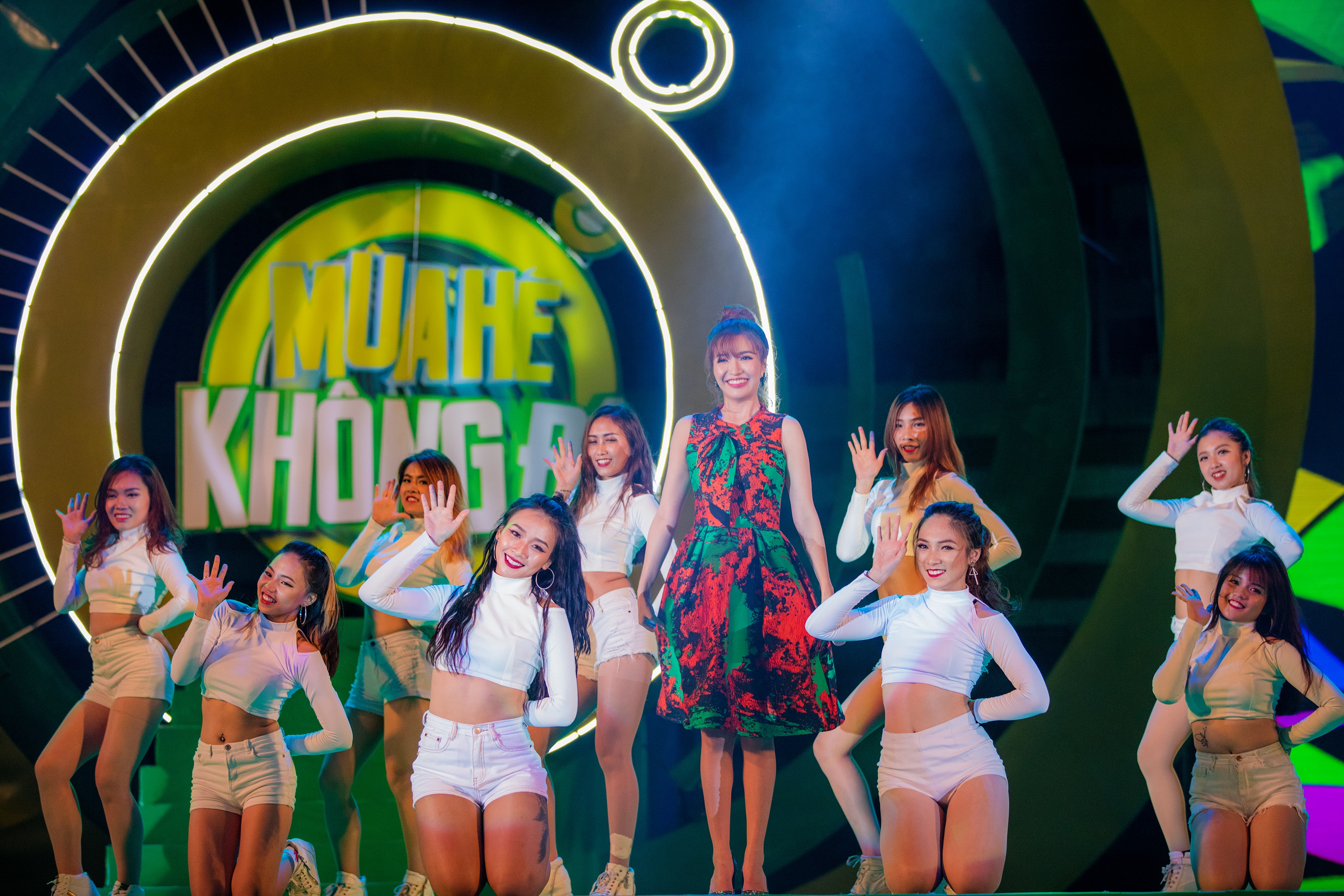 Tra Xanh Khong Do anh 8