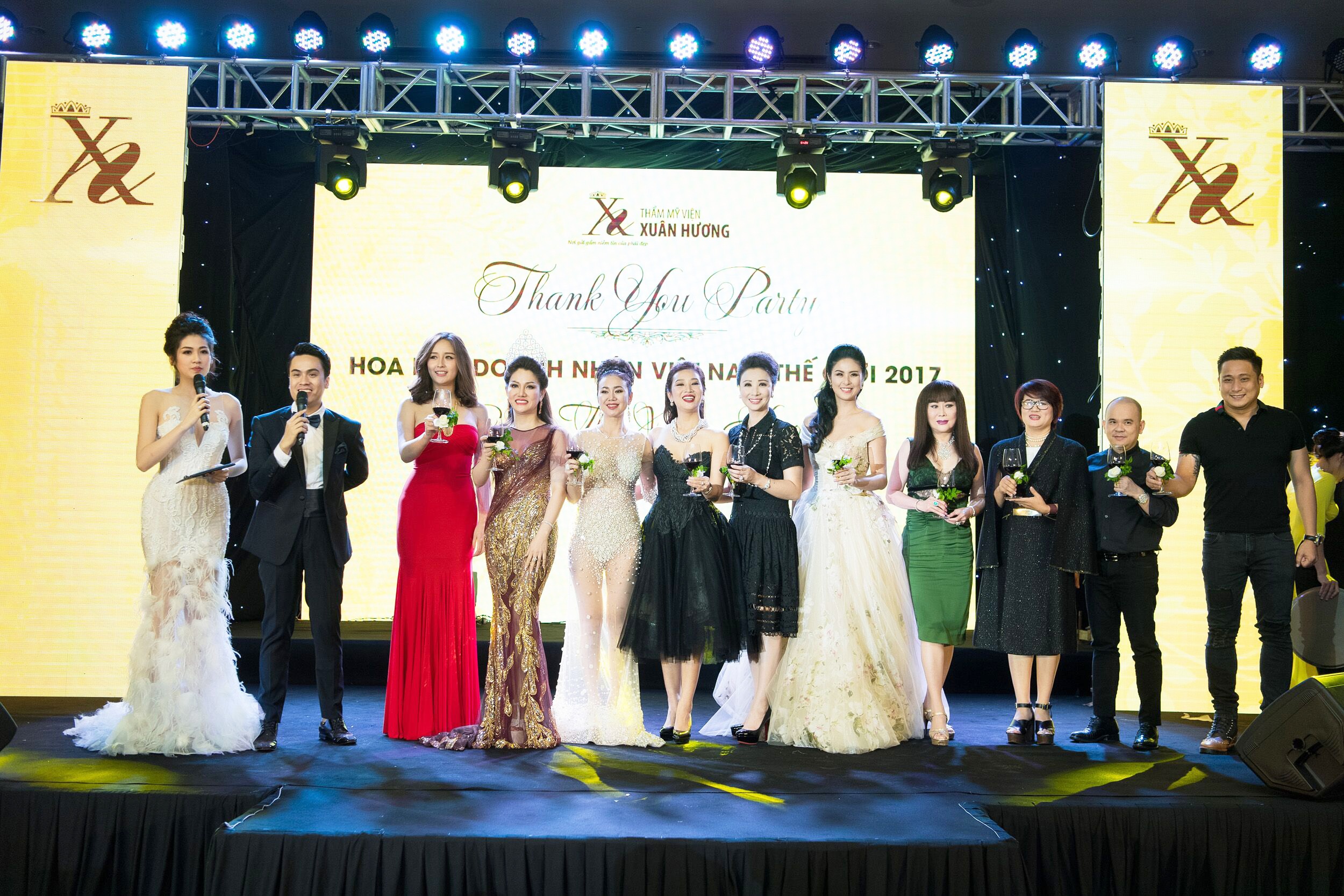 Hoa hau Doanh nhan Viet Nam The gioi anh 1