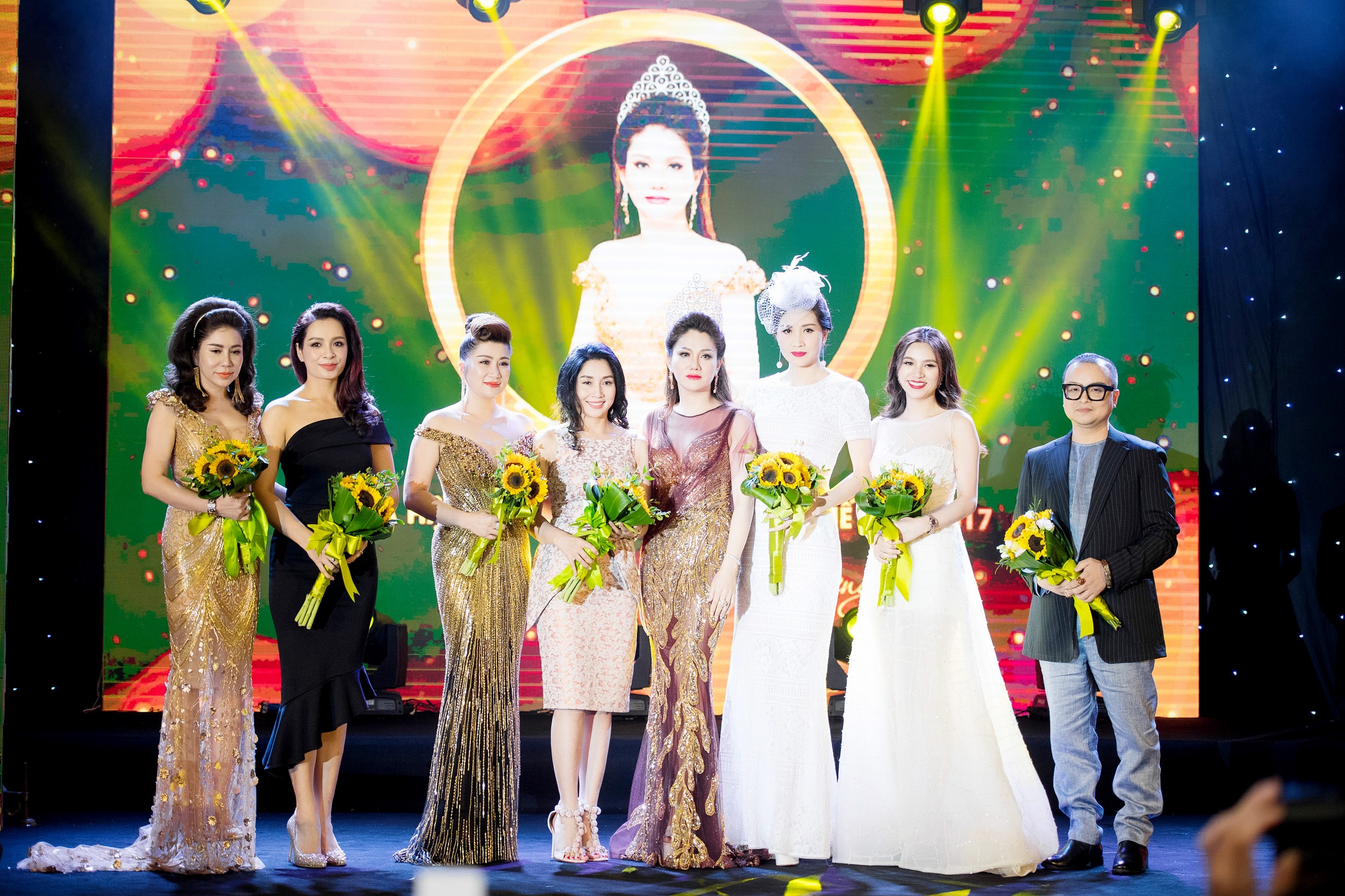 Hoa hau Doanh nhan Viet Nam The gioi anh 4