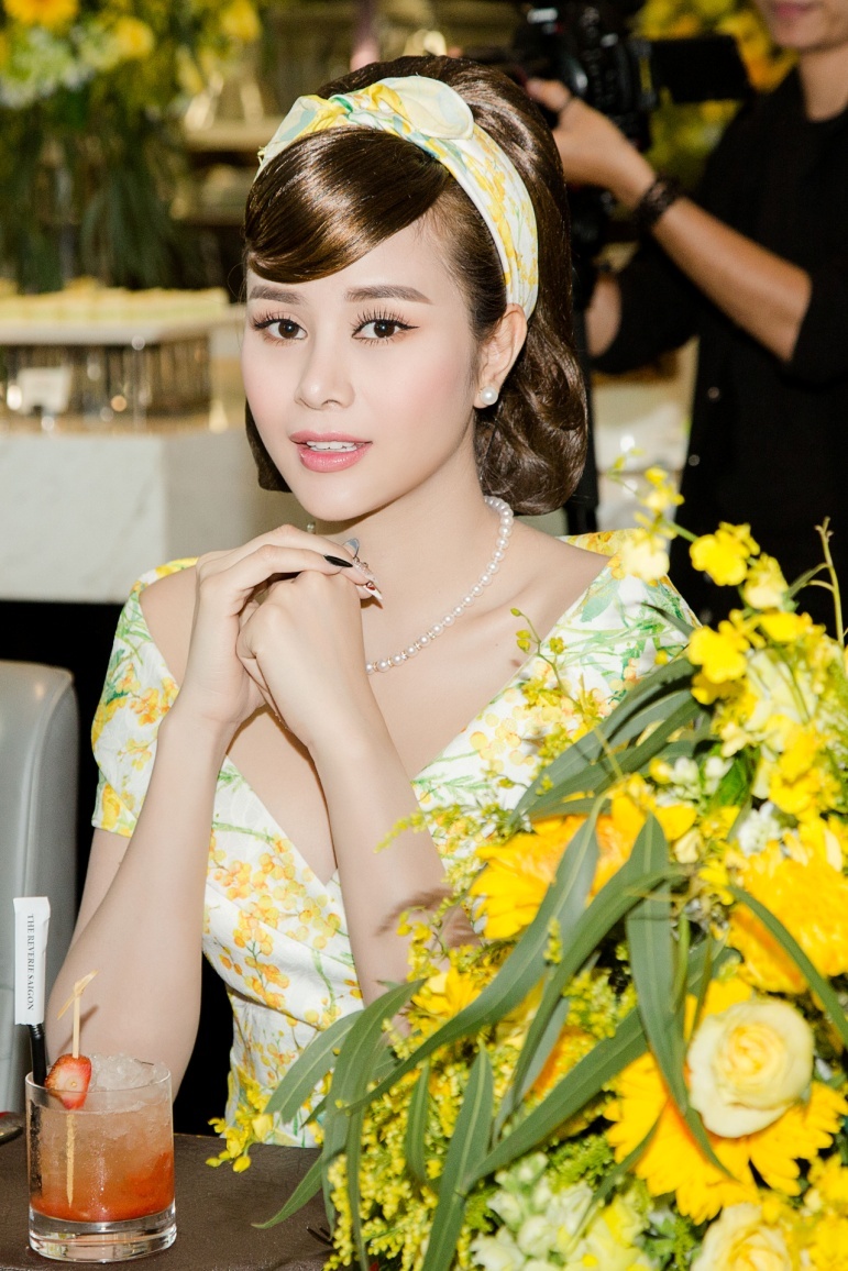 Hoa hậu điện ảnh Sella Trương ảnh 9 Hoa hau dien anh Sella Truong anh 9