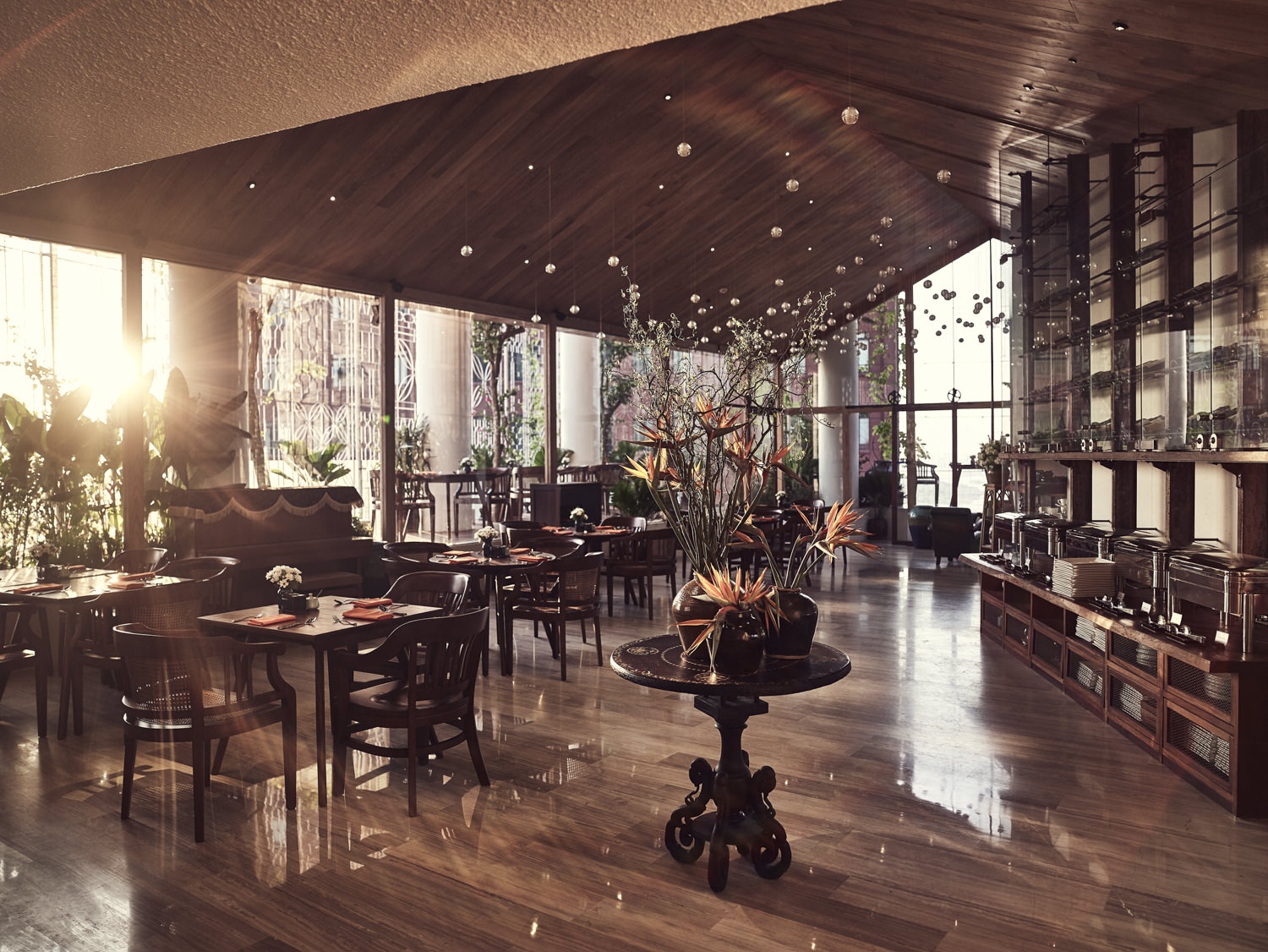 Goc Sai Gon - Gia Dinh xua trong khach san giua trung tam thanh pho hinh anh