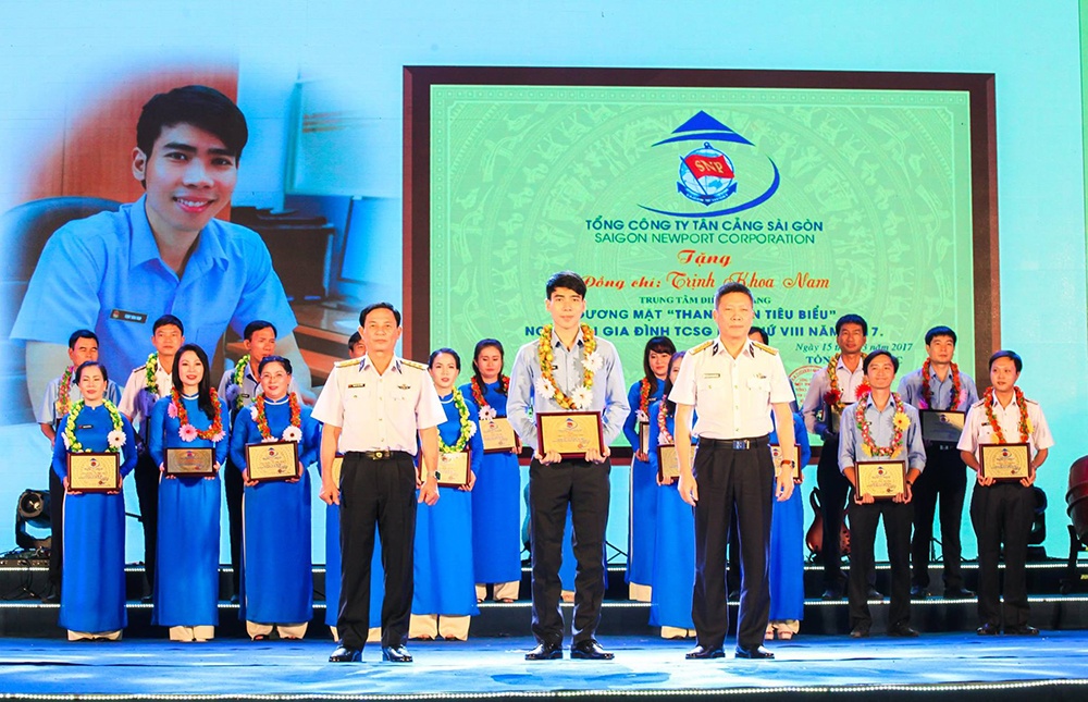 Dai hoc quoc te Sai Gon anh 2