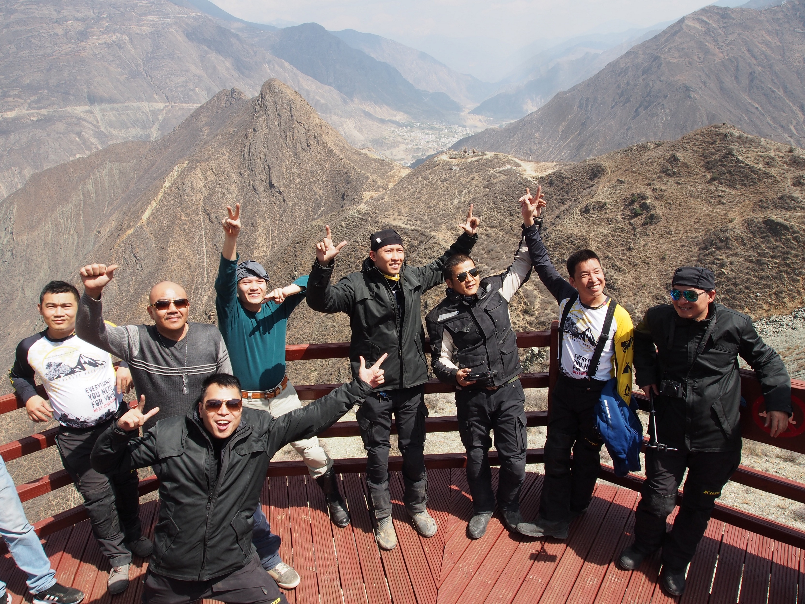 hanh trinh di den noc nha the gioi cua 40 biker anh 11