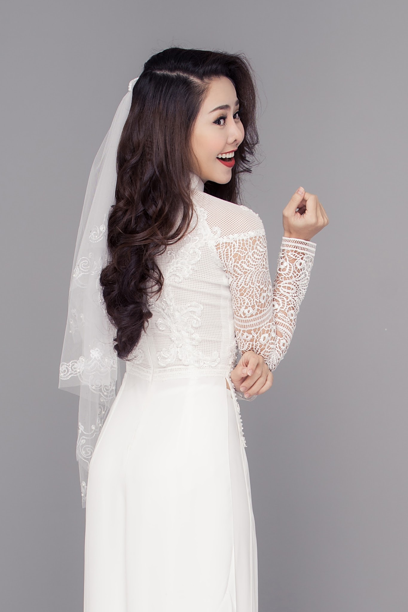 áo dài Lahava ảnh 2 ao dai Lahava anh 2