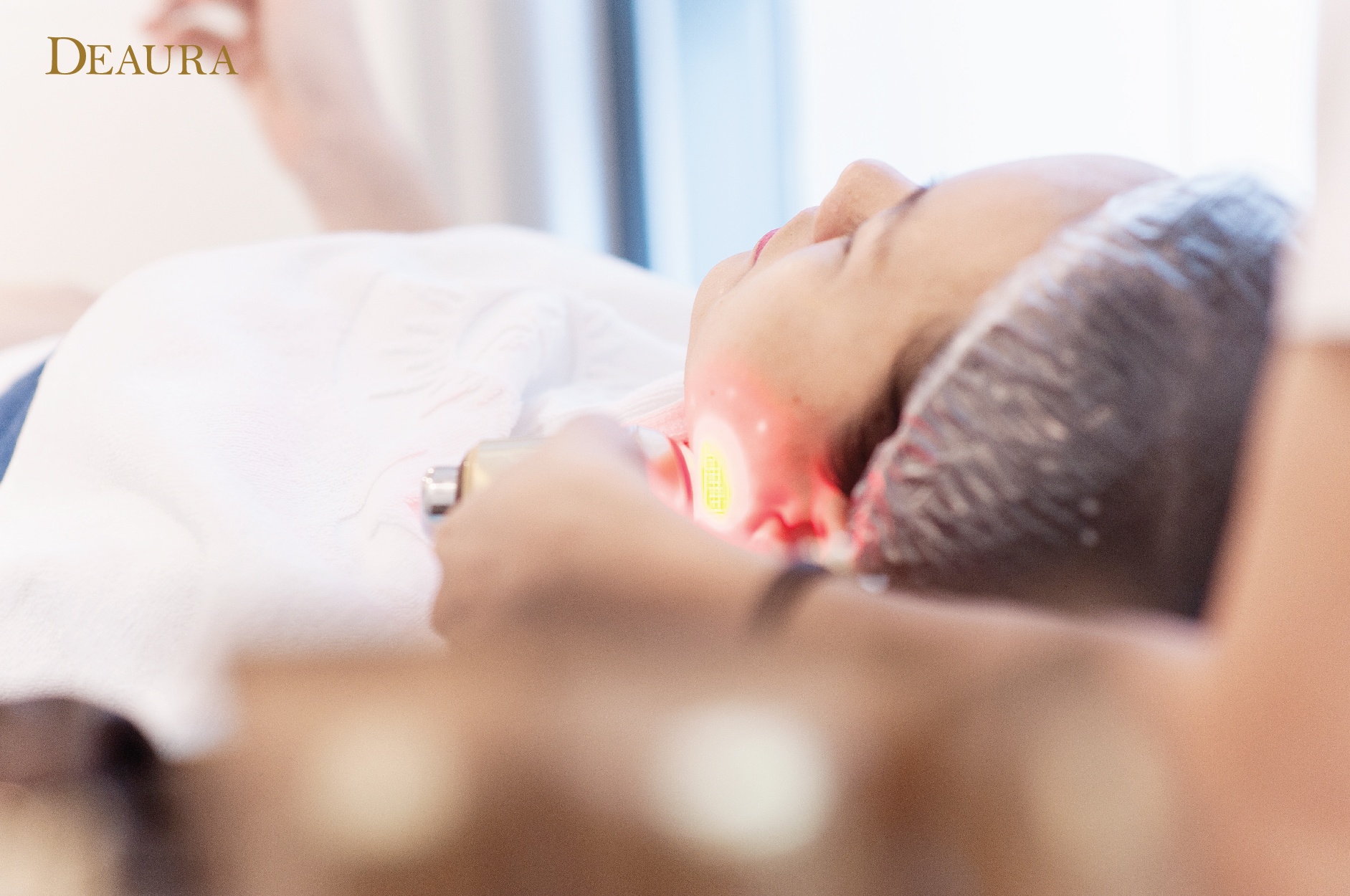 tham my Deaura anh 3