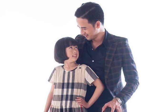 Dien vien Doan Thanh Tai lan dau khoe con gai hinh anh