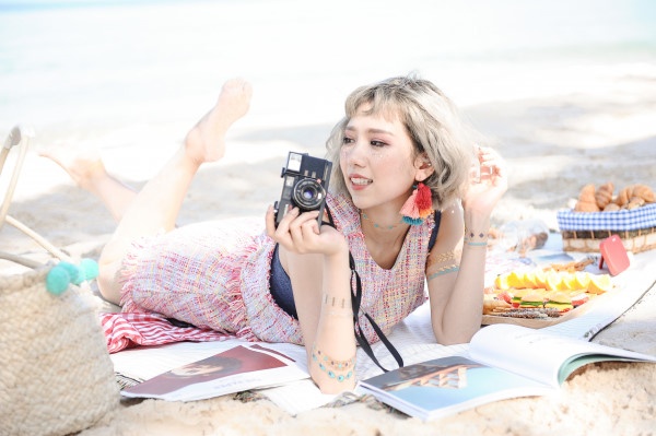 Min, Soobin mashup loat ban hit tren san khau pool-party Da Nang hinh anh