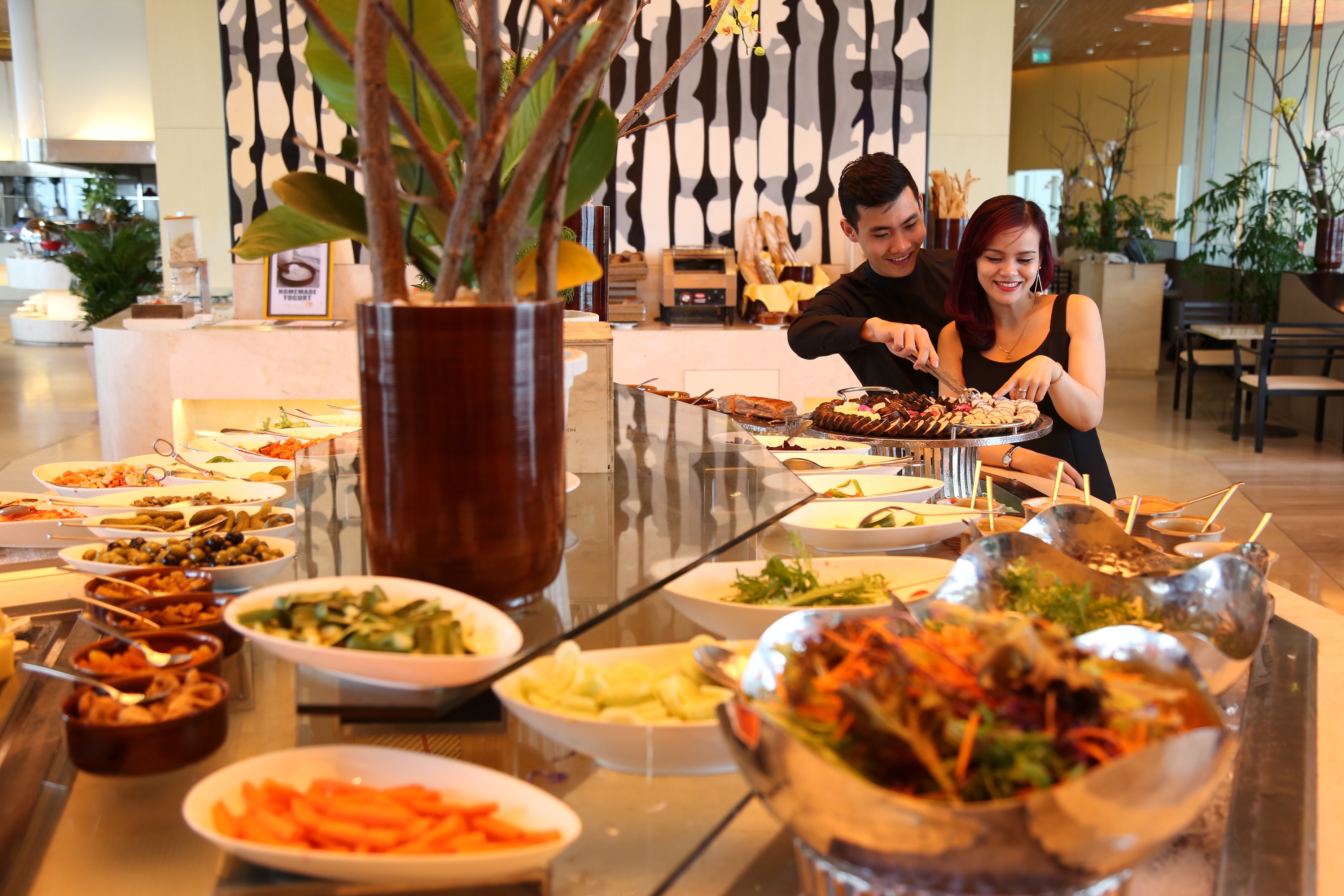 buffet 5 sao tai Novotel Da Nang anh 1