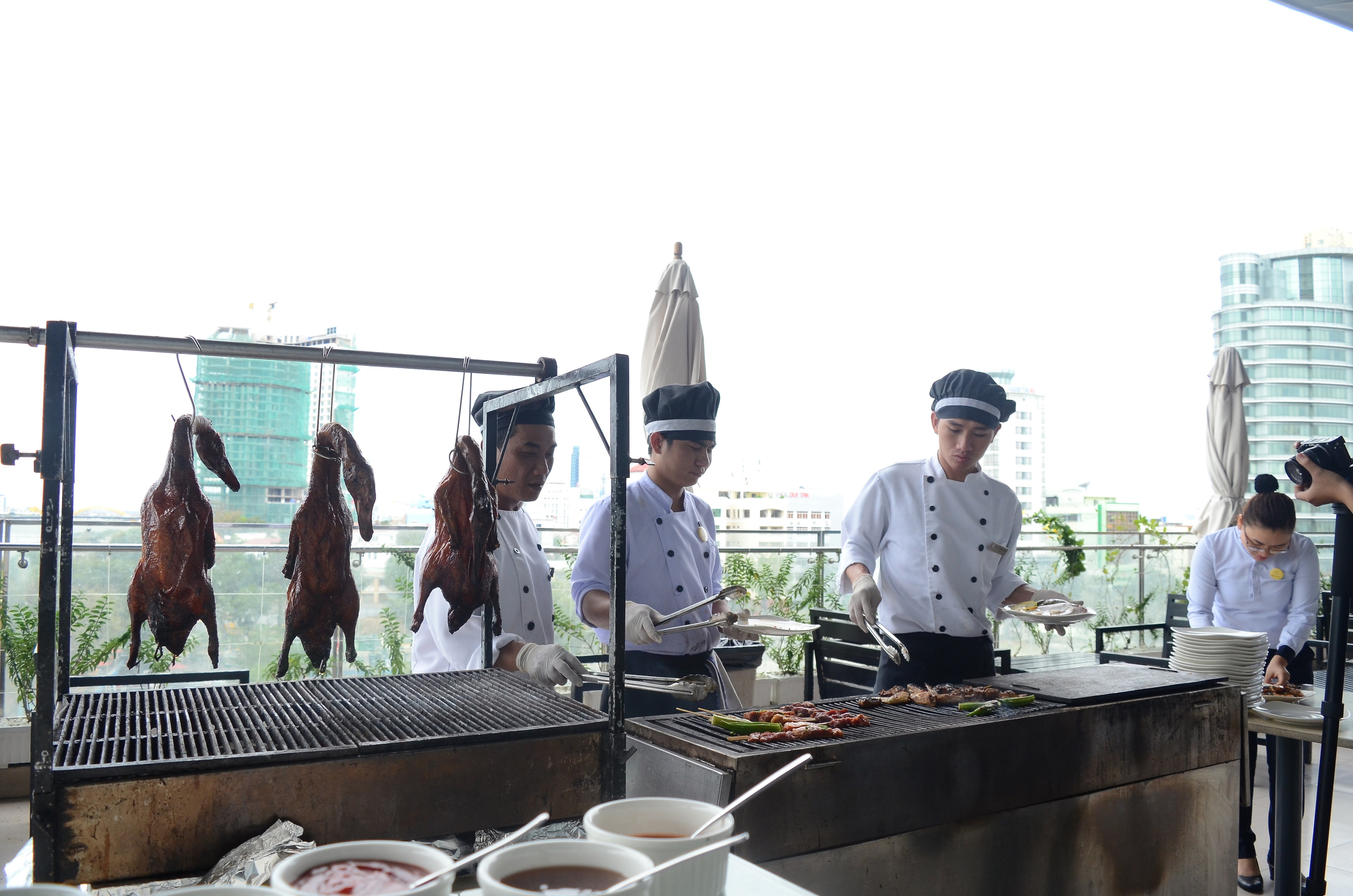 buffet 5 sao tai Novotel Da Nang anh 5