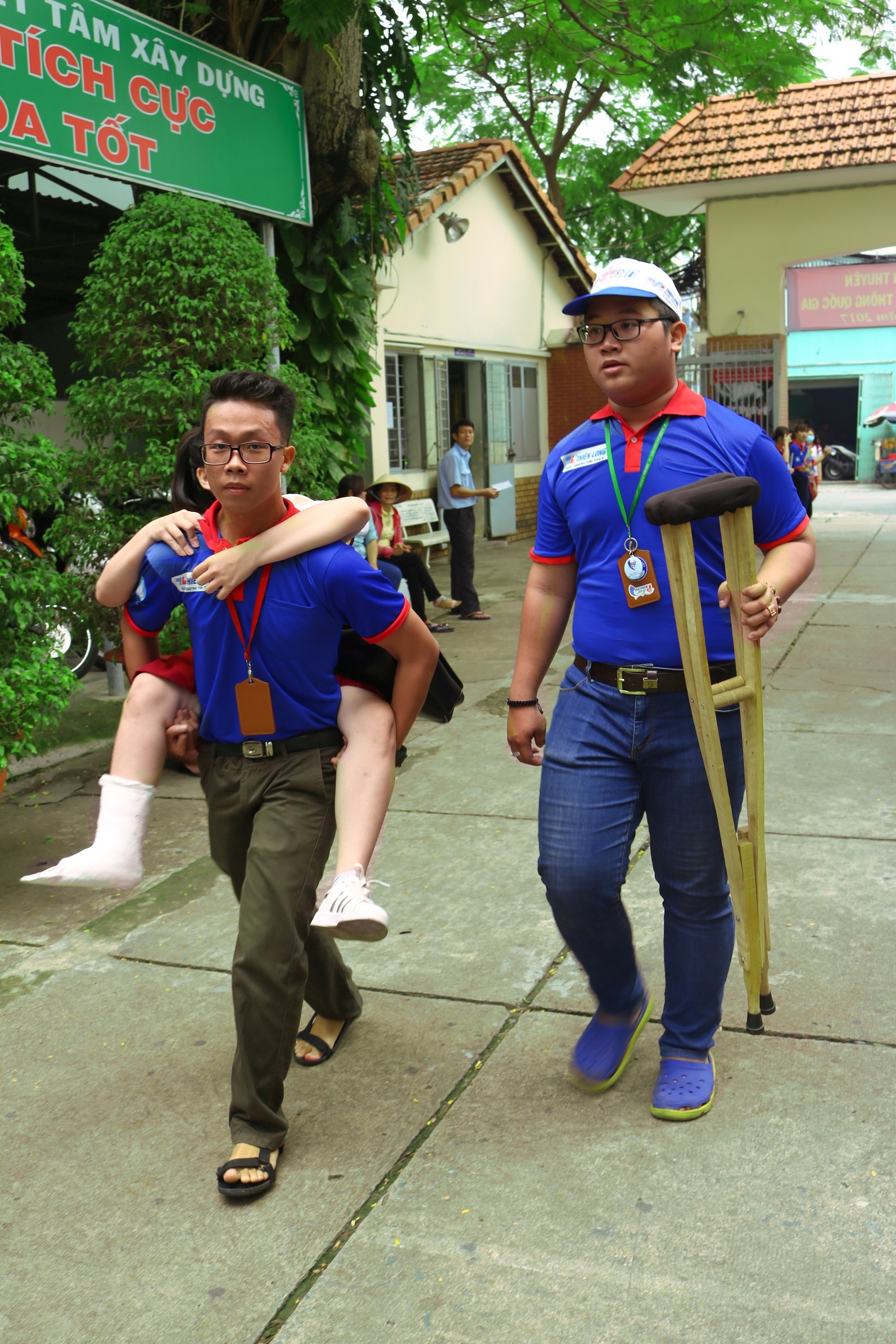 Tiep suc mua thi anh 3