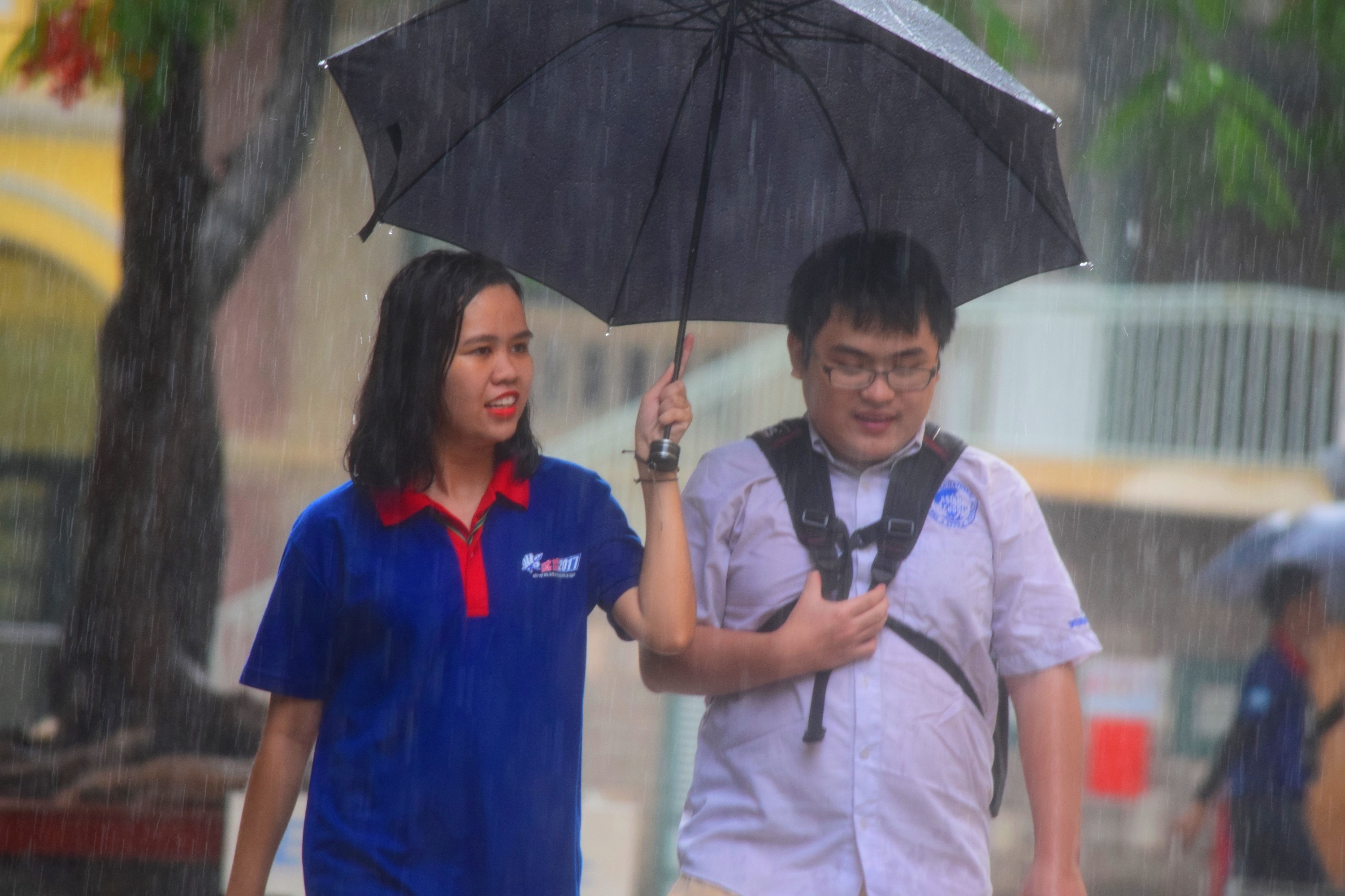 Nhung hinh anh dep trong hanh trinh ‘Tiep suc mua thi’ hinh anh