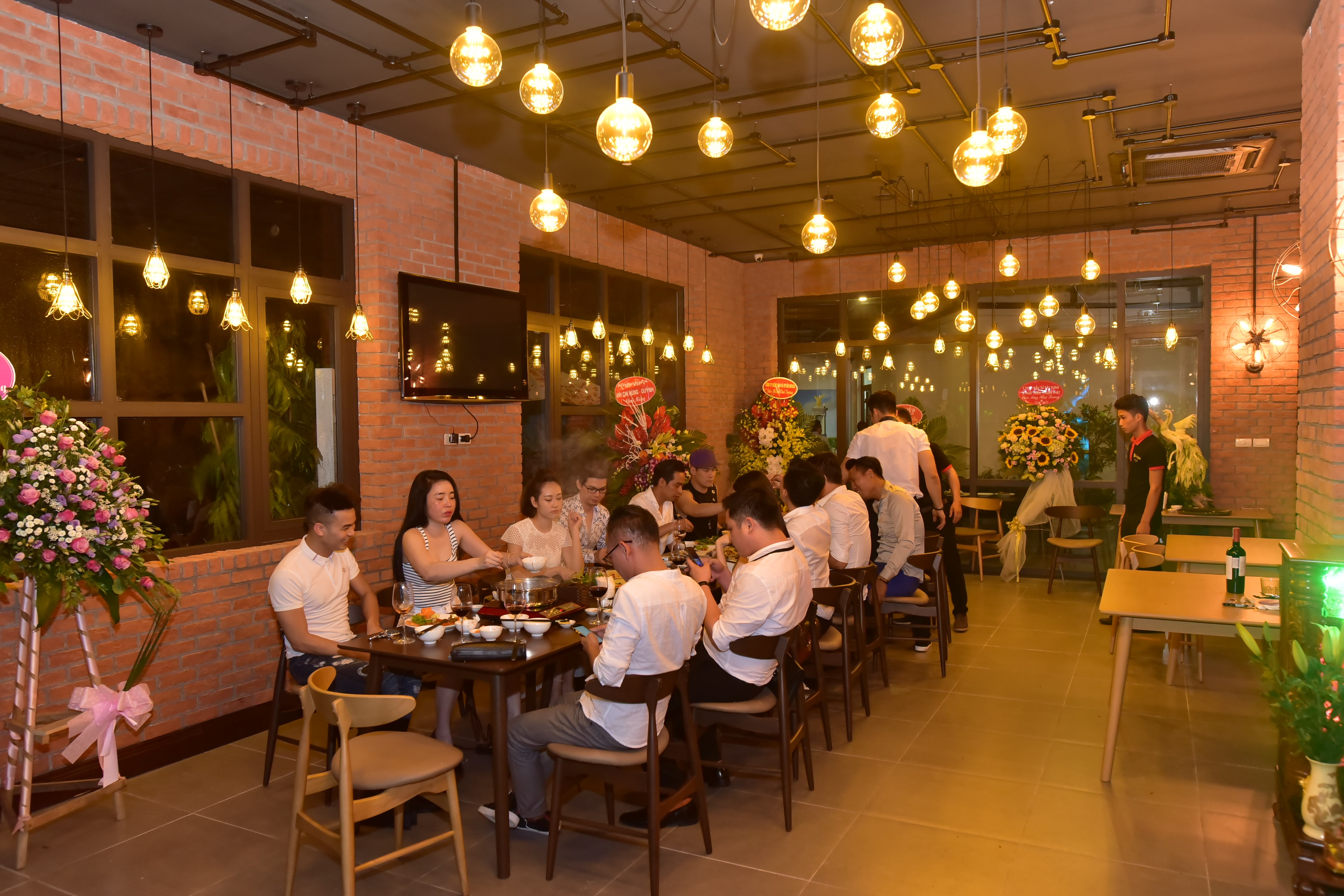 Truong Nam Thanh lan san kinh doanh anh 1