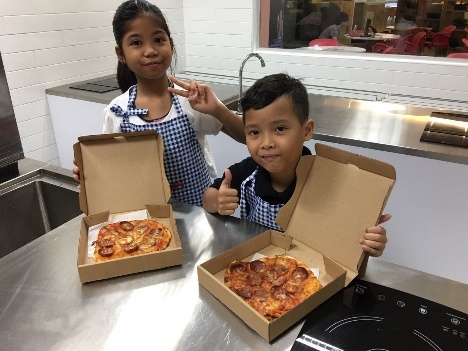 Hoc vien MDIS giup tre em thiet thoi tu tin the hien ban than hinh anh