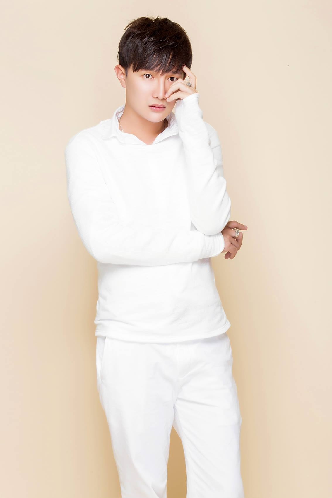 Nam vuong Tien Pham anh 7