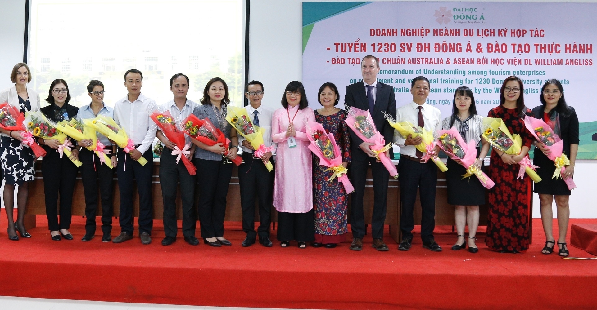 Dai hoc Dong A anh 3