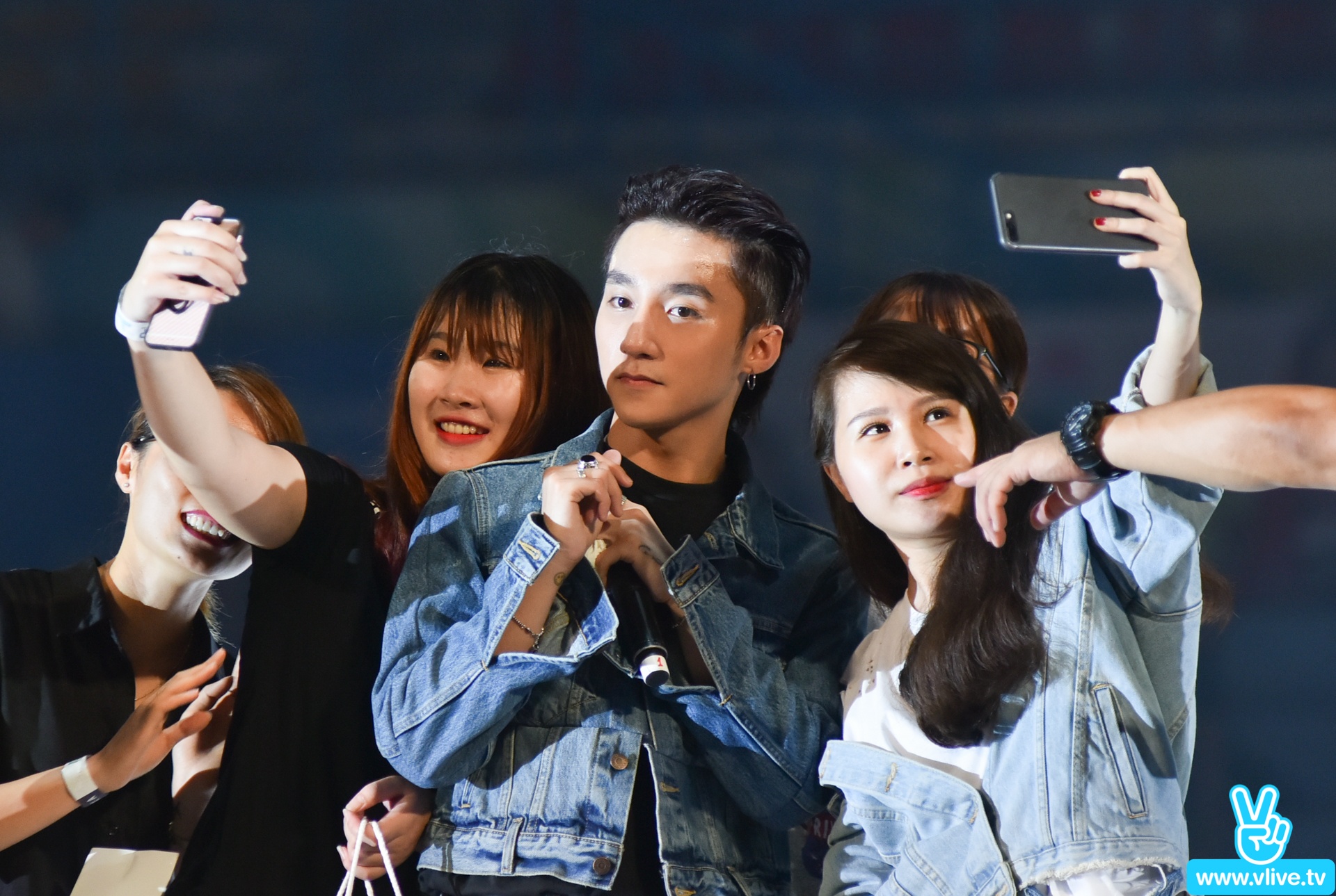 ứng dụng V Live ảnh 3 ung dung V Live anh 3