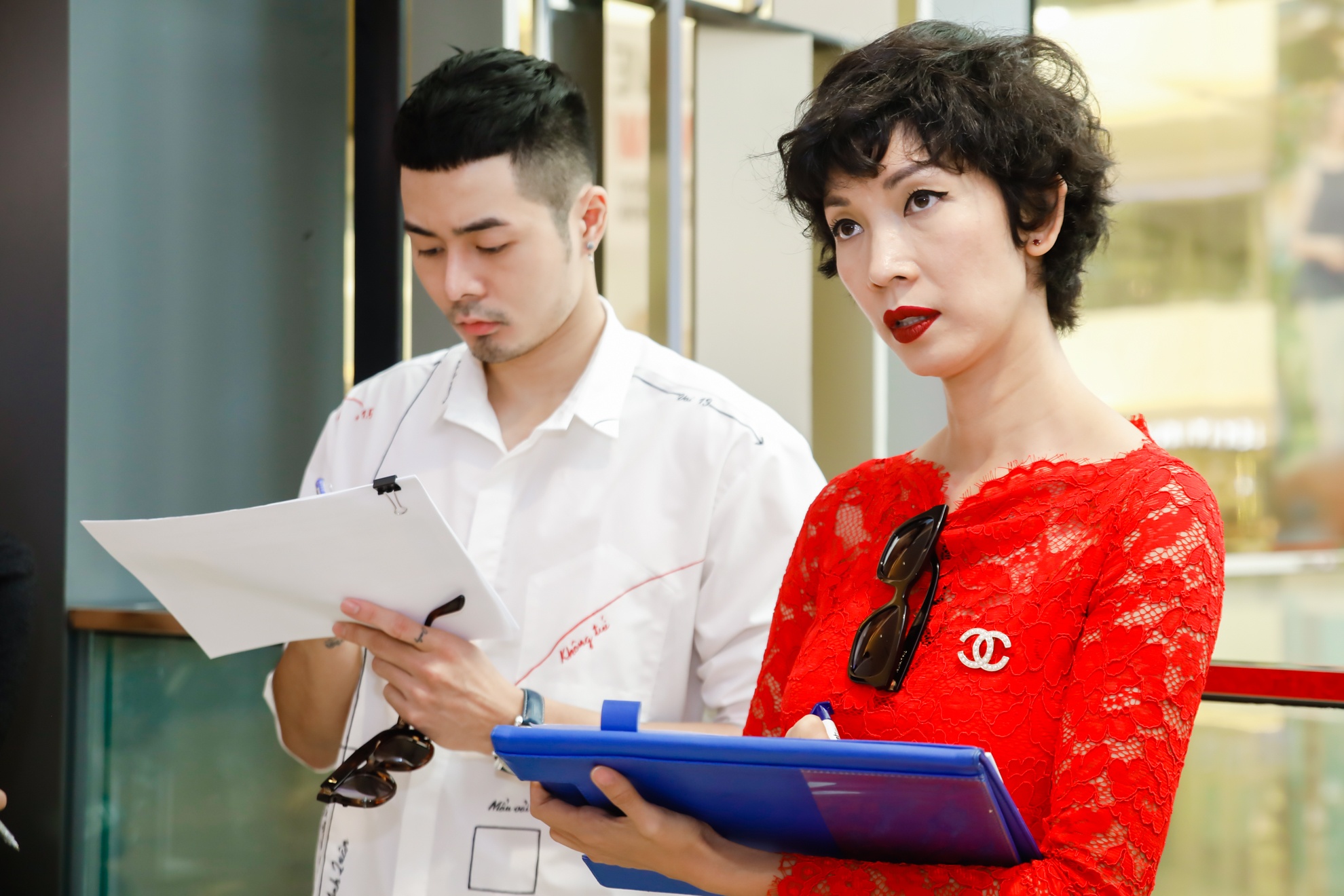 Xuan Lan lam giam khao cuoc thi 'Tiep vien hang khong thanh lich' hinh anh