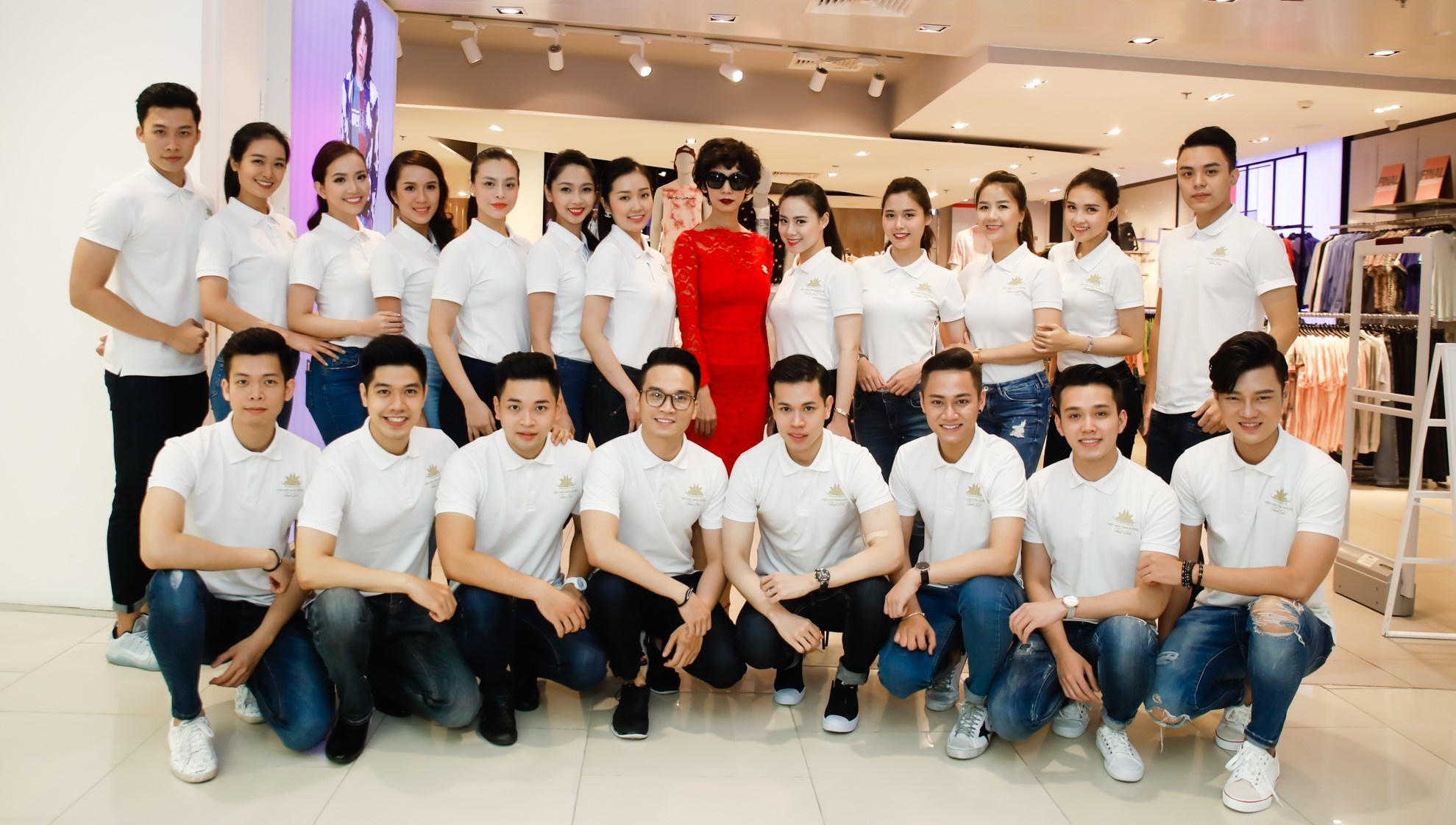 Vietnam Airlines anh 2