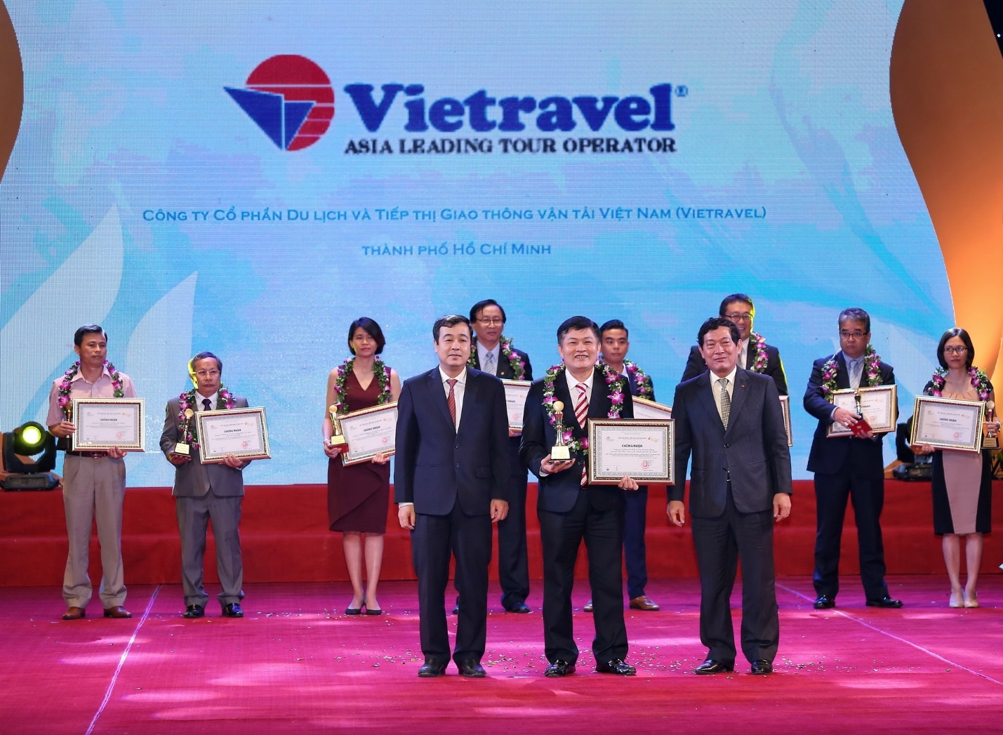 Vietravel anh 2